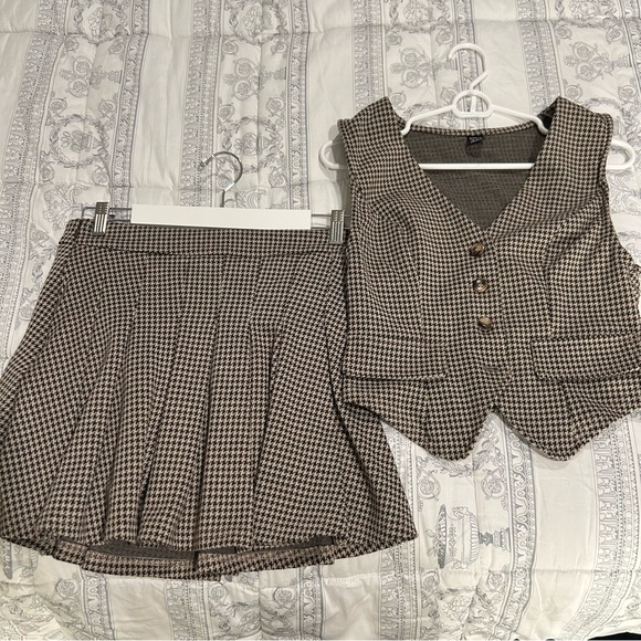 SHEIN Dresses & Skirts - Skirt + Vest Set
